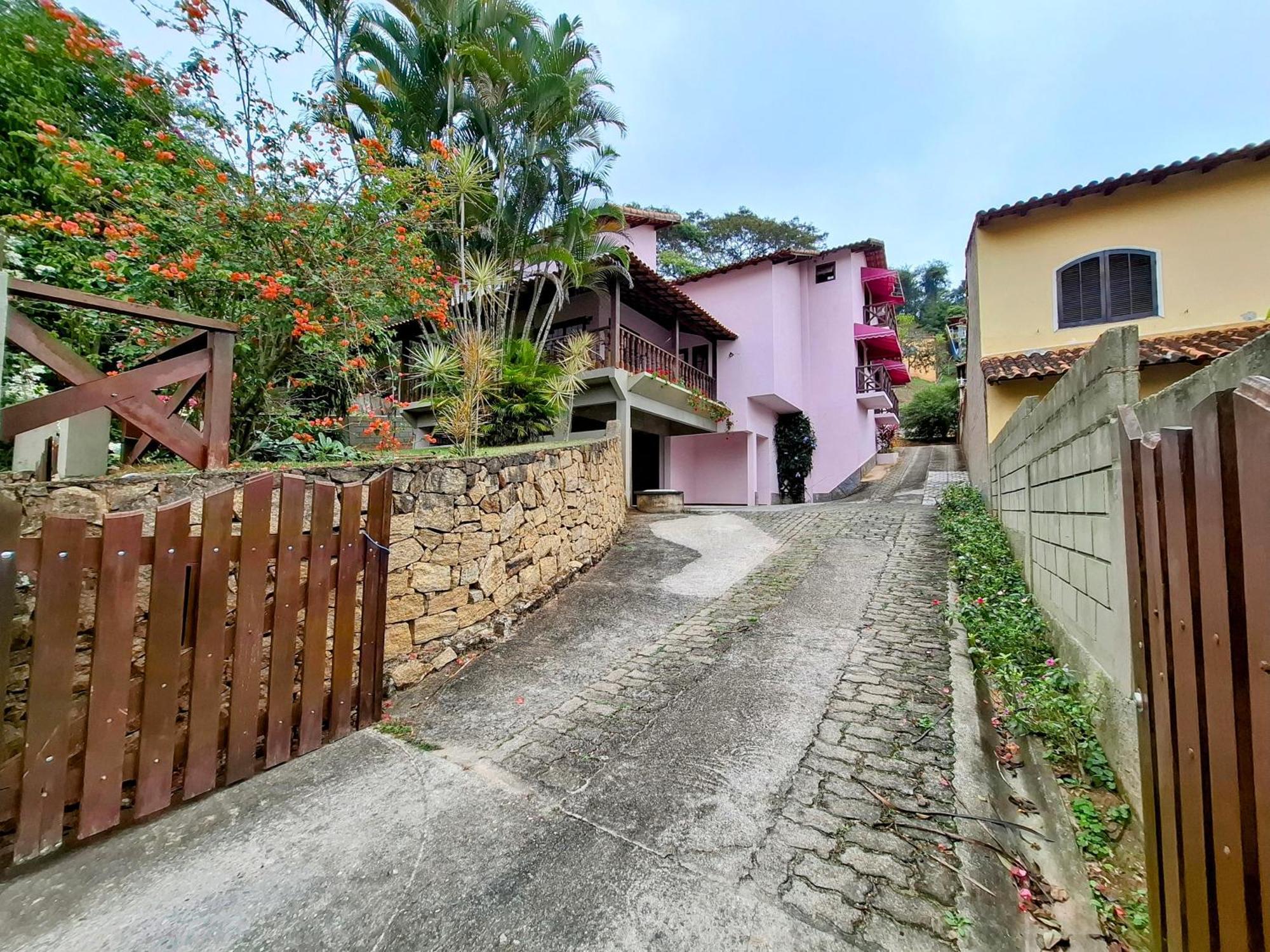 Casa Rosada Seu Refugio Na Serra Miguel Pereira Zewnętrze zdjęcie